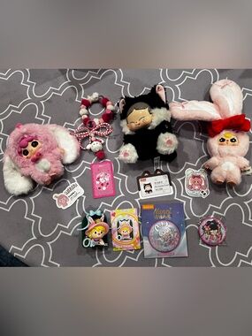 Nanci pin, Mikko phone charm, 3 plushy pendants and Sweet Bean